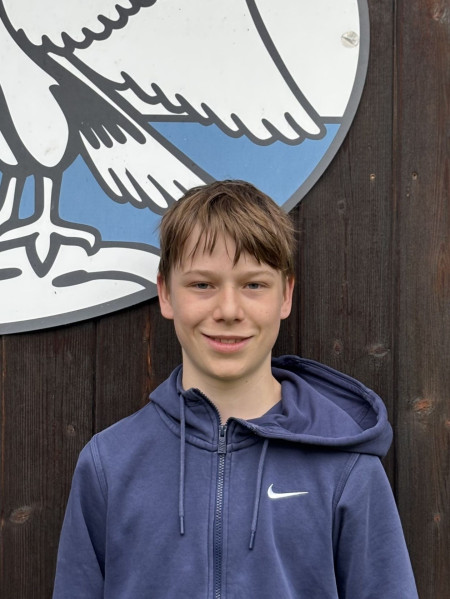 Beisitzer: Linus Gädker